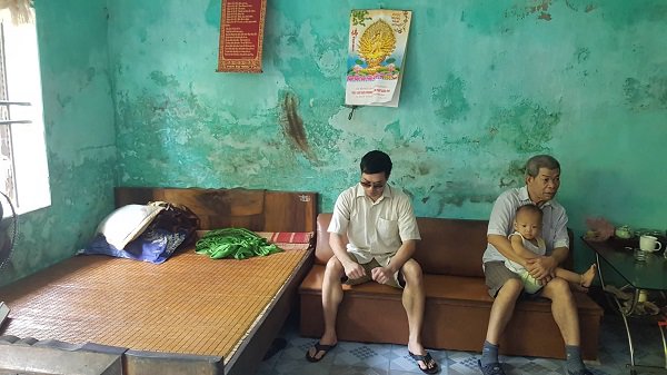 Anh Thắng kh&ocirc;ng c&ograve;n khả năng nh&igrave;n xa sau ca phẫu thuật