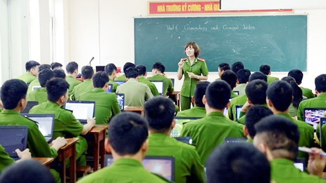 Bộ C&ocirc;ng an muốn tăng cường lựa chọn những người c&oacute; khả năng, tr&igrave;nh độ đ&atilde; tốt nghiệp ở c&aacute;c đại học kh&aacute;c đưa về c&aacute;c trường CAND để đ&agrave;o tạo