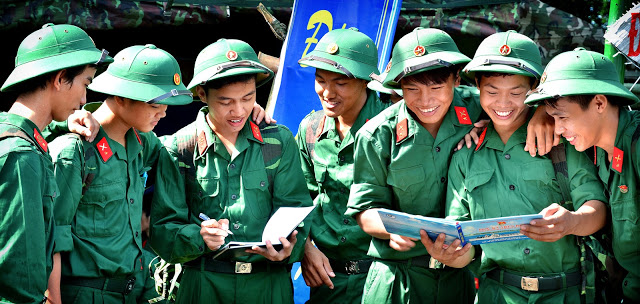 Học Cao đẳng có phải đi nghĩa vụ không?