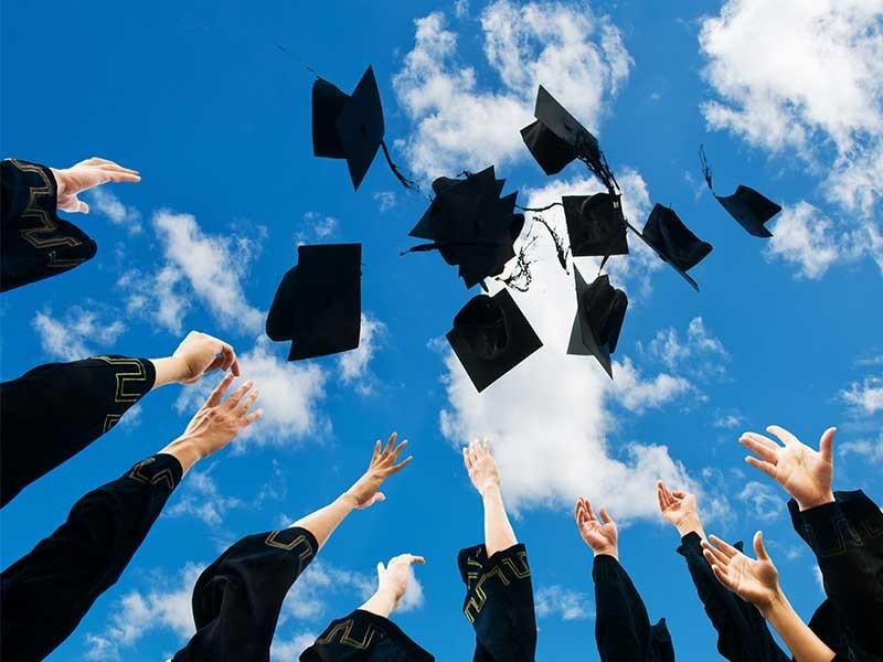 Nganh-qtkd-hoc-truong-nao