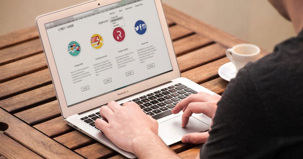 Học nghề thiết kế website có khó không? Học thiết kế web ra làm gì?