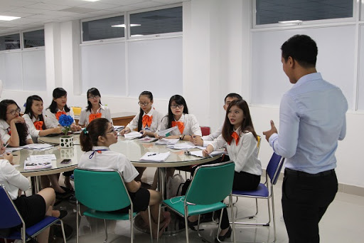 Học Tài chính ngân hàng có khó không? Các môn học ngành Tài chính ngân hàng?