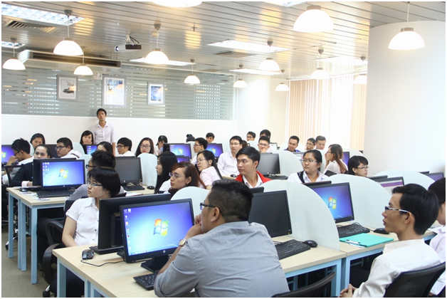 Ng&agrave;nh C&ocirc;ng nghệ th&ocirc;ng tin l&agrave; một trong những ng&agrave;nh mũi nhọn ph&aacute;t triển của nước ta