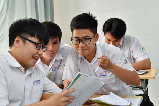 Khối D1 được đa dạng hơn với nhiều ng&agrave;nh x&eacute;t tuyển tạo điều kiện cho th&iacute; sinh trong việc chọn ng&agrave;nh học