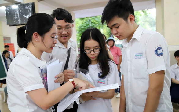 Thí sinh được quyền chọn lựa dự thi cả 2 bài tổ hợp là KHTN và KHXH để xét công nhận tốt nghiệp