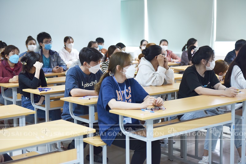 Trường Cao đẳng Y Dược Sài Gòn t&ocirc;̉ chức thi t&ocirc;́t nghi&ecirc;̣p kh&oacute;a k11