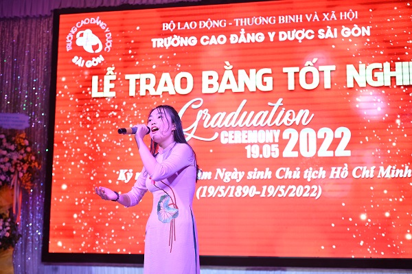 le-trao-bang-tot-nghiep