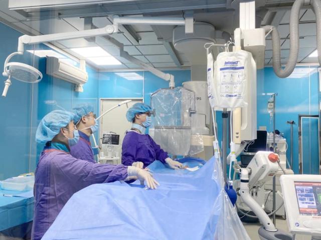 Nam thanh niên 25 tuổi khỏe mạnh bỗng đột ngột ngừng tim khi đang nằm nghỉ