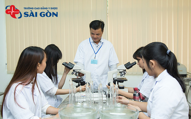 khó khăn khi học ngành dược