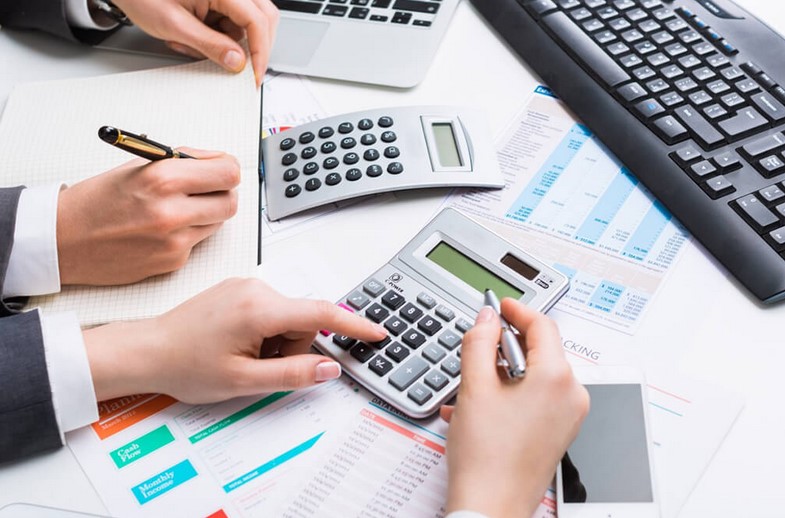 nen-hoc-nganh-ke-toan-hay-tai-chinh-ngan-hang