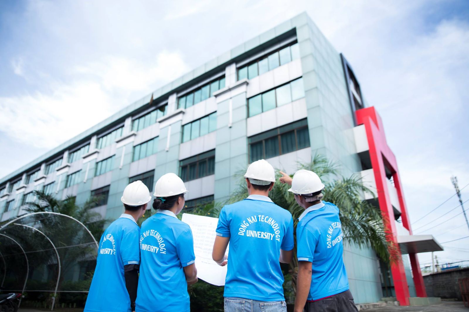 Ngành xây dựng đây là ngành hiện có triển vọng phát triển trong tương lai