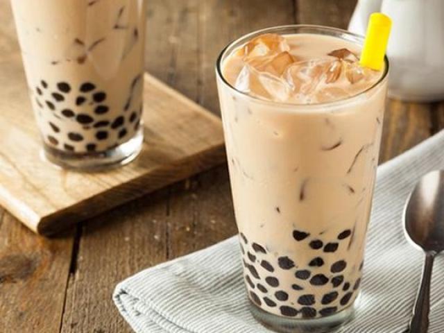 Những tai nạn không thể ngờ khi uống trà sữa