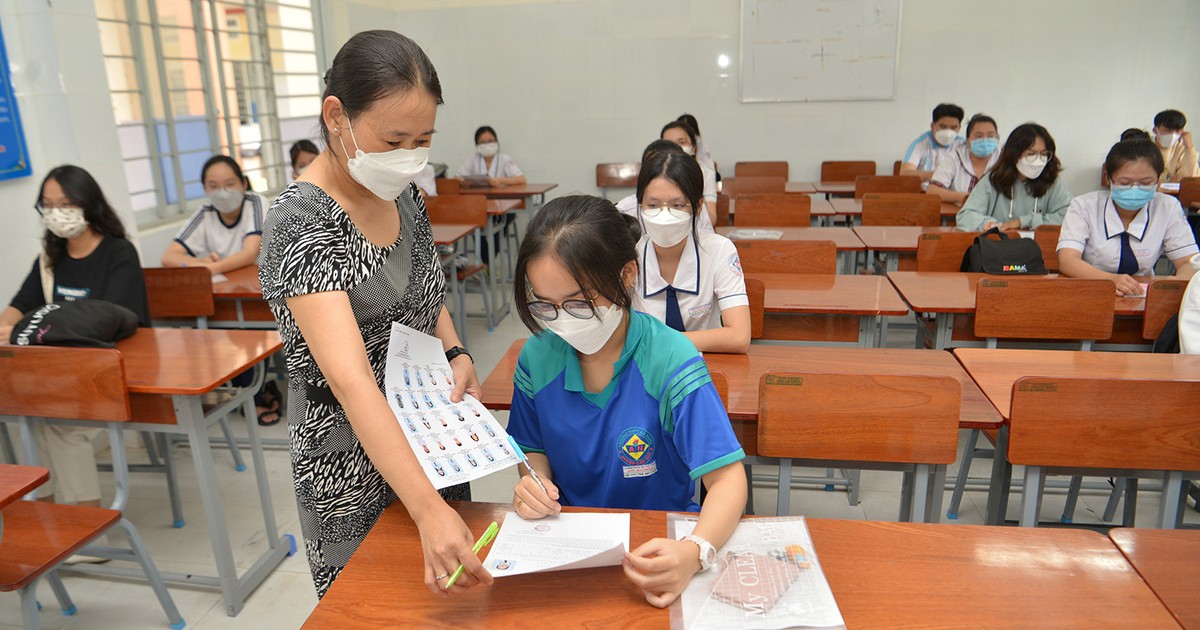 đề xuất phương &aacute;n thi 4 m&ocirc;n