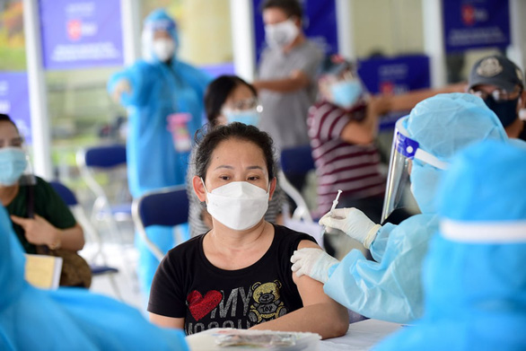 Sở Y tế TP.HCM chỉ đạo khẩn ngừng tiêm vắc xin Pfizer lô FK0112 trong chiều 28-9