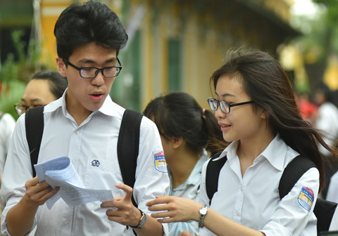 Thắc mắc mùa tuyển sinh: Nên chọn trường hay chọn nghề trước?