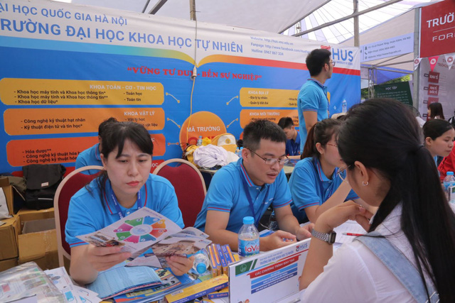 Thí sinh băn khoăn chọn ngành học để không thất nghiệp