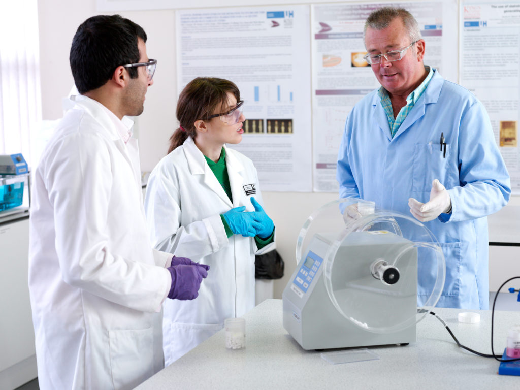 Tiếng Anh chuy&ecirc;n ng&agrave;nh Dược 