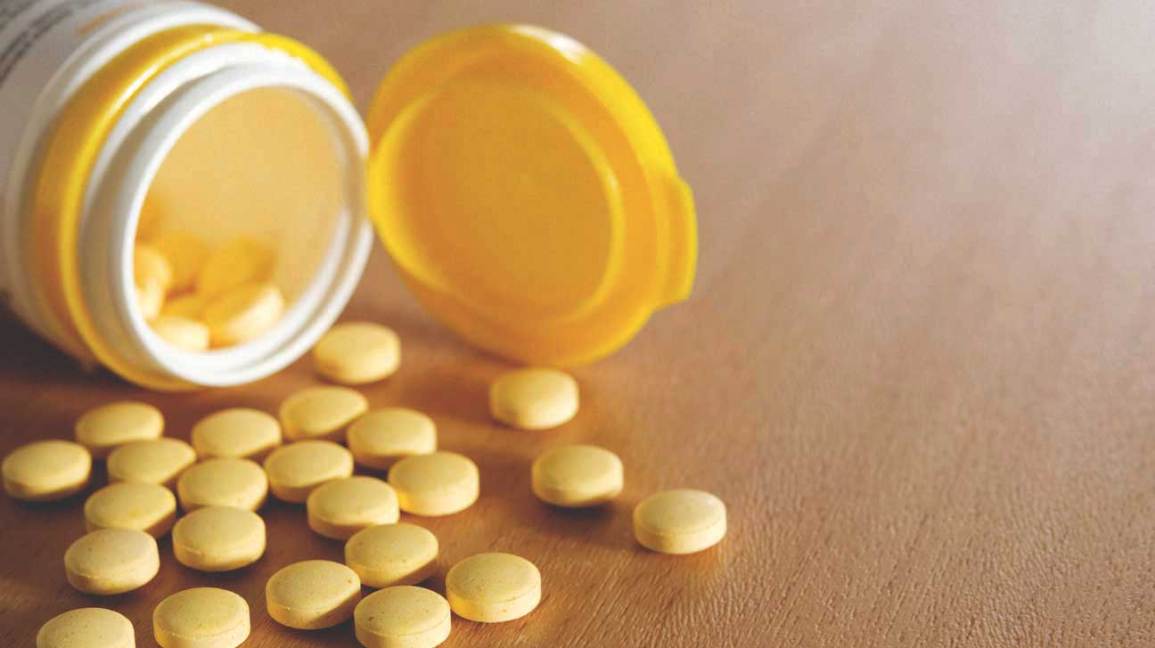 Trong 1 vi&ecirc;n B-Complex c&oacute; chứa cả 8 loại vitamin B cần thiết cho cơ thể