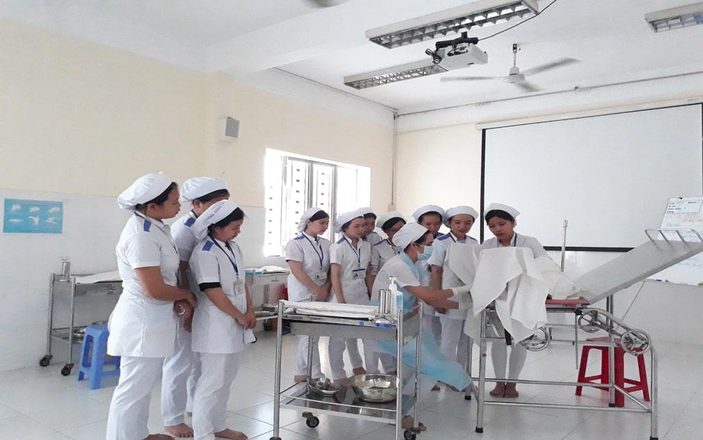 trường đại học đào tạo ngành Hộ sinh