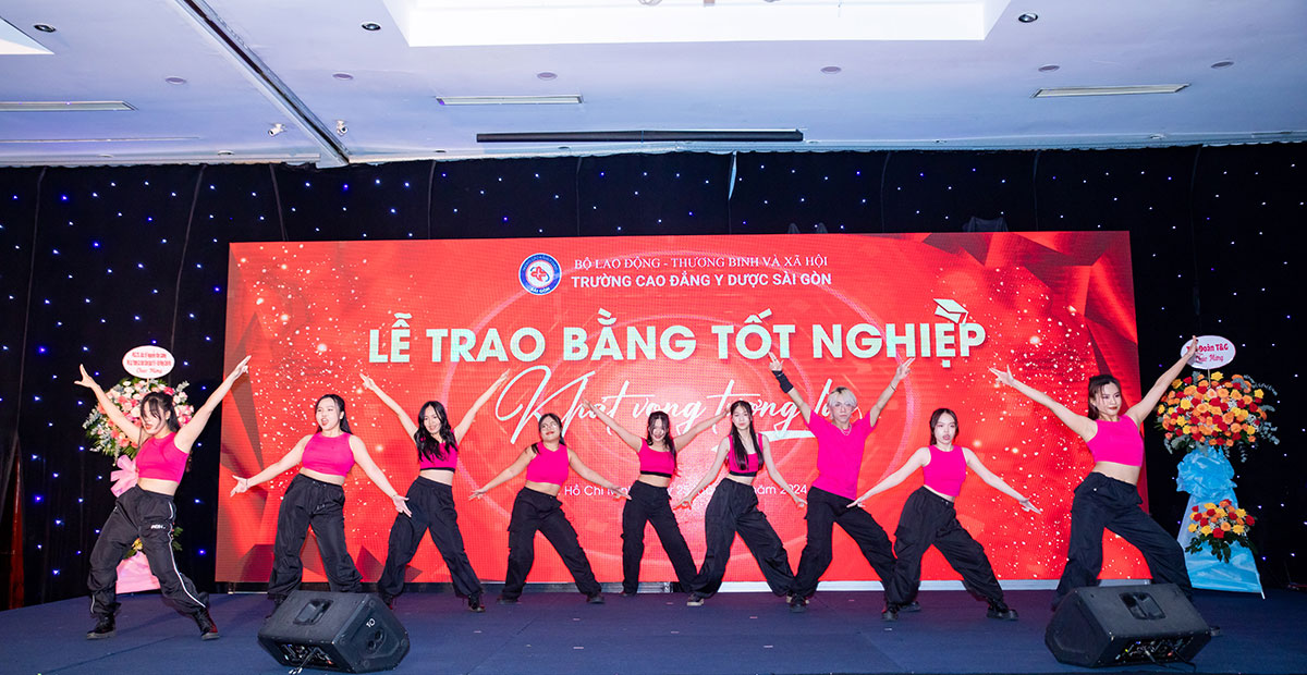 Lễ tốt nghiệp Trường cao đẳng Y dược S&agrave;i G&ograve;n