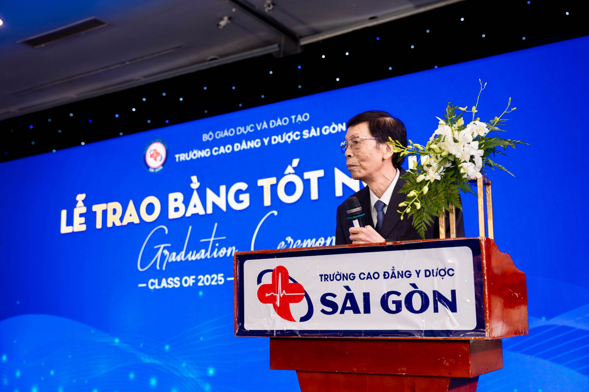 trao bằng tốt nghiệp năm 2025