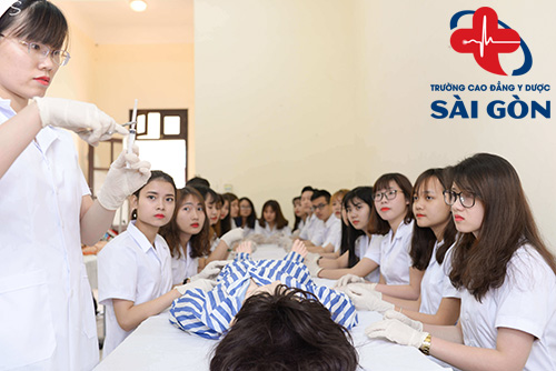 Học Liên thông để có cơ hội việc làm tốt hơn trong tương lai