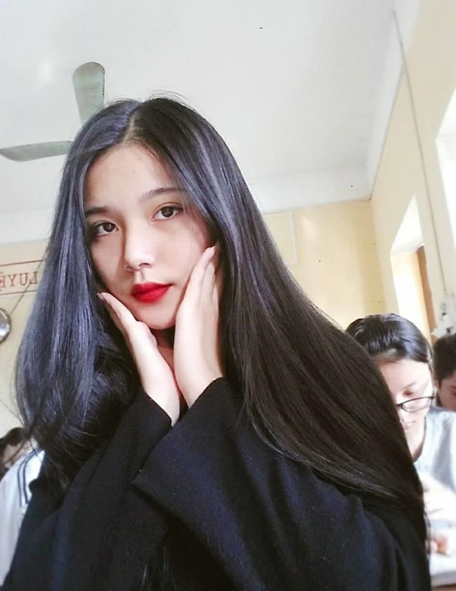 Cao Thu Trang sở hữu gương mặt khả ái, ăn ảnh