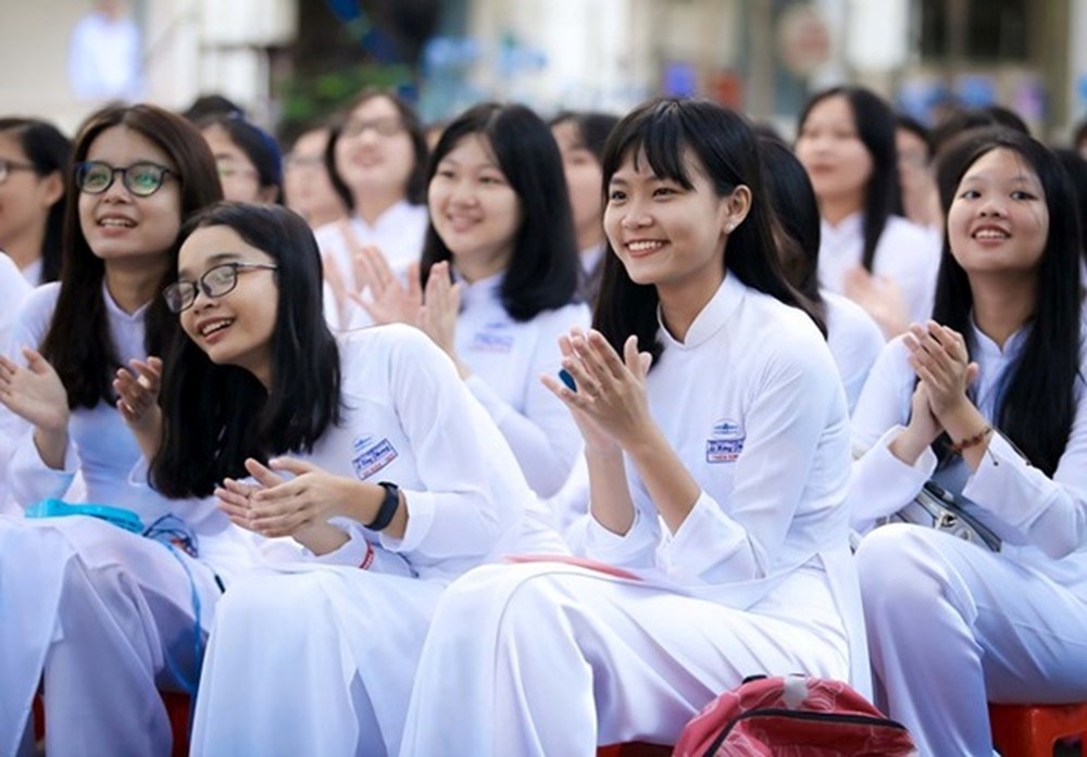 Khối D l&agrave; khối học rất nhiều th&iacute; sinh quan t&acirc;m