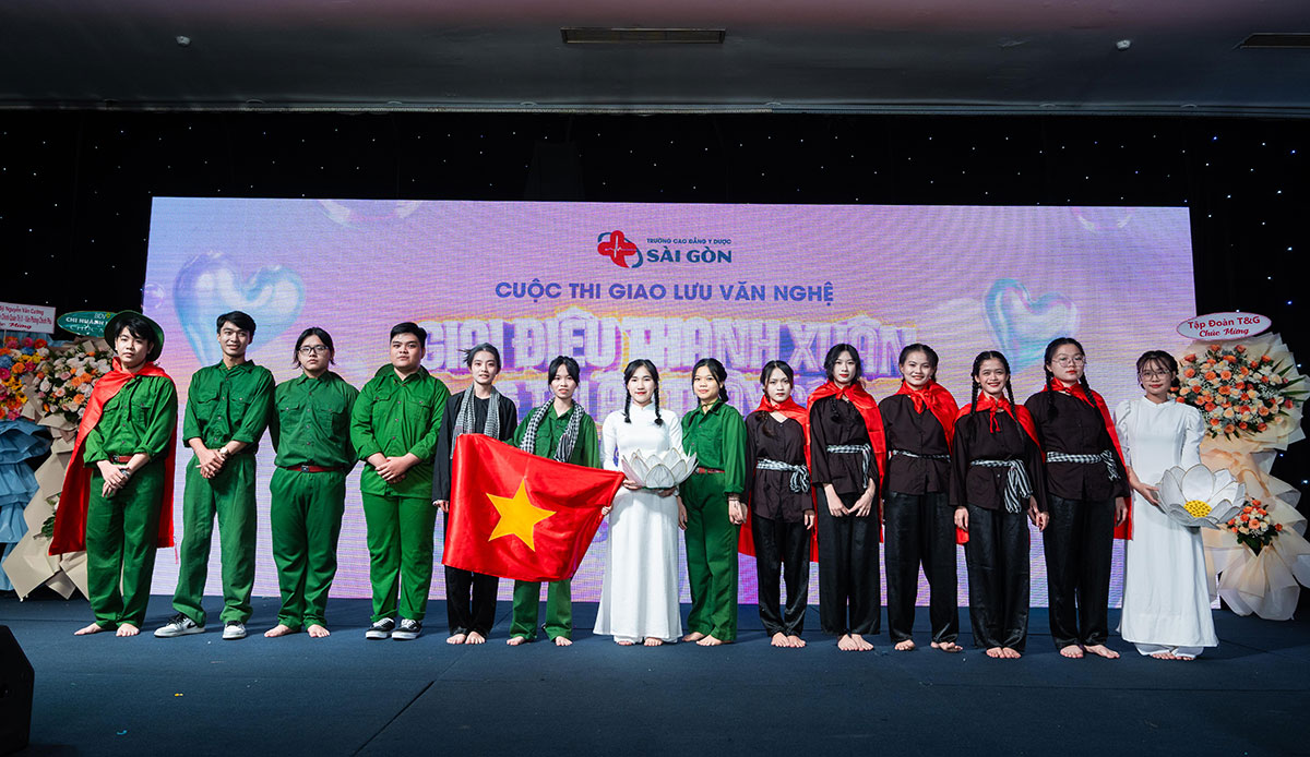 Tưng bừng tổ chức Cuộc thi văn nghệ Chào mừng năm học mới và Kỷ niệm ngày Nhà giáo VN 20/11