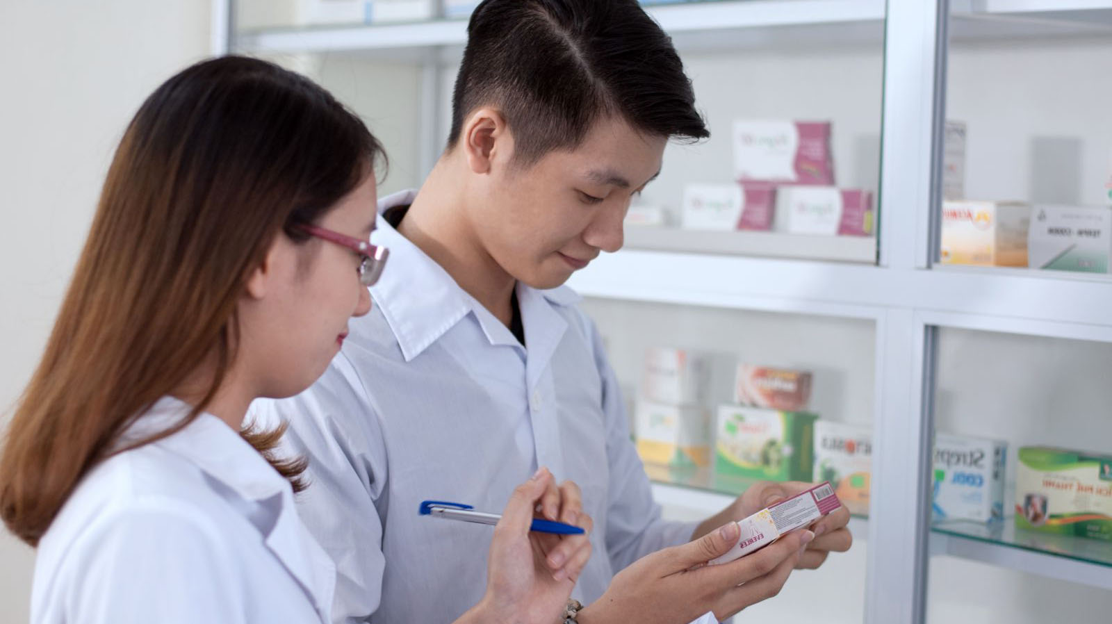 Dược l&agrave; ng&agrave;nh học tiềm năng cũng như mang đến nhiều cơ hội việc l&agrave;m sau khi ra trường 