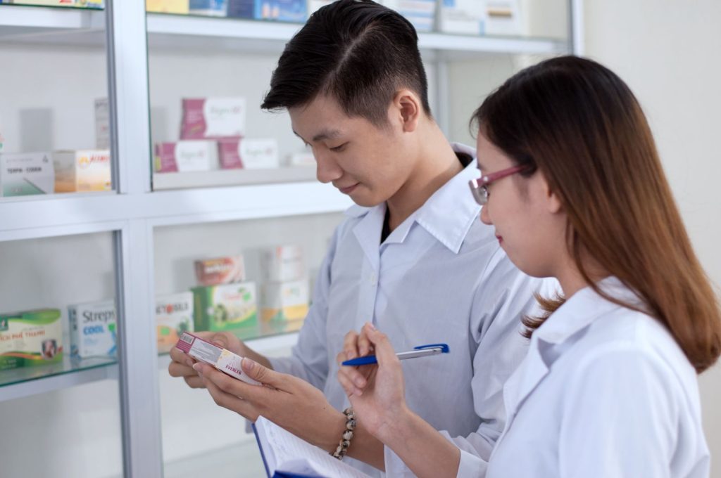 Tỷ lệ thất nghiệp ngành Dược là bao nhiêu? Nguyên nhân vì sao?