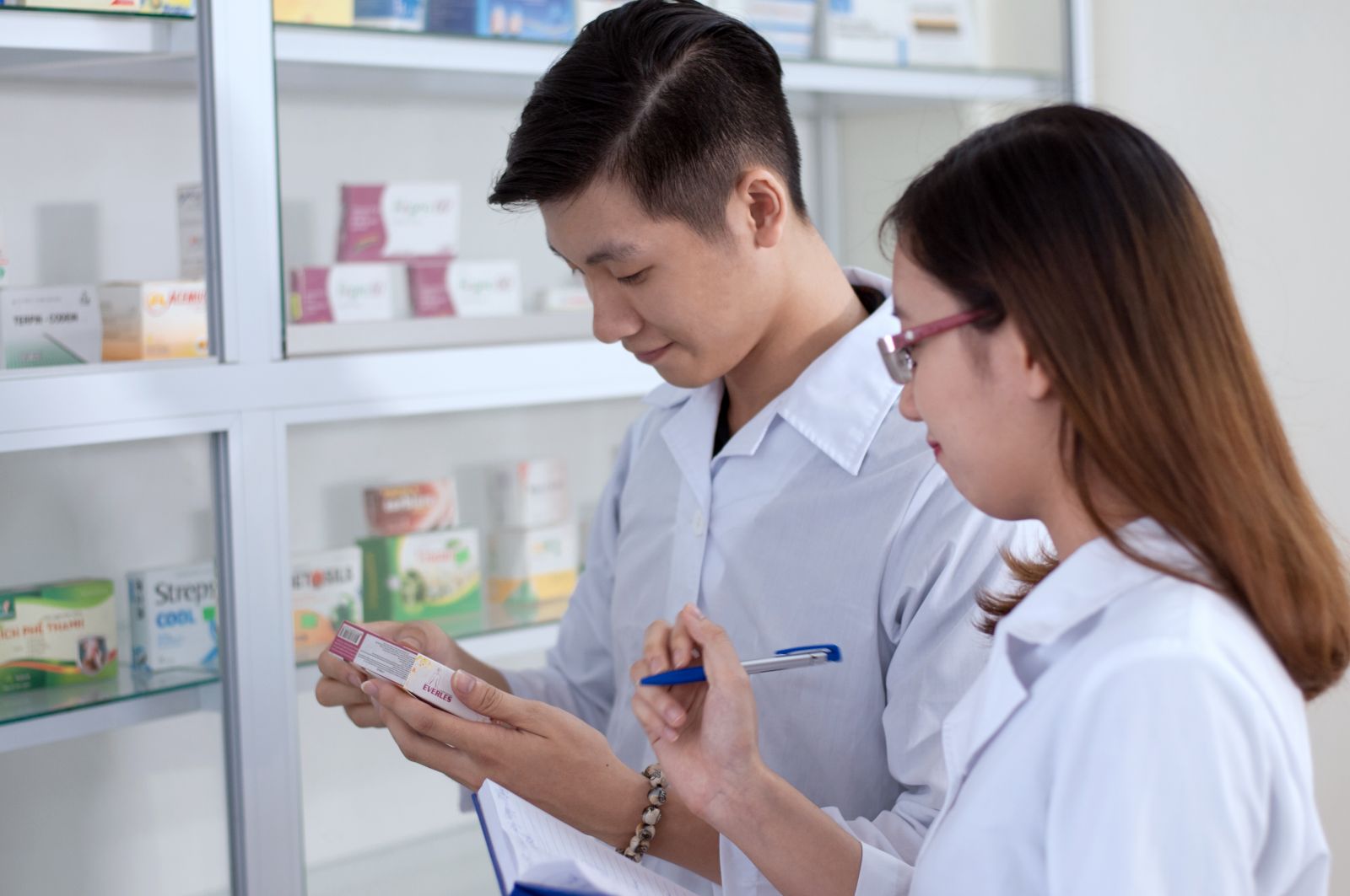 Tỷ lệ thất nghiệp ngành Dược là bao nhiêu? Nguyên nhân vì sao?