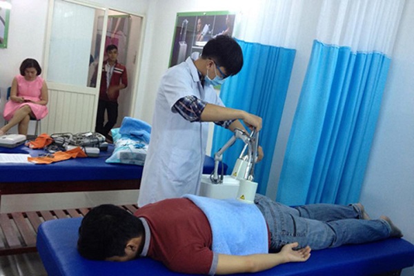 trị liệu bằng laser