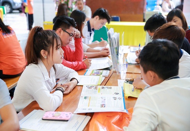 Xét tuyển học bạ như thế nào? Hồ sơ xét tuyển học bạ gồm những gì?